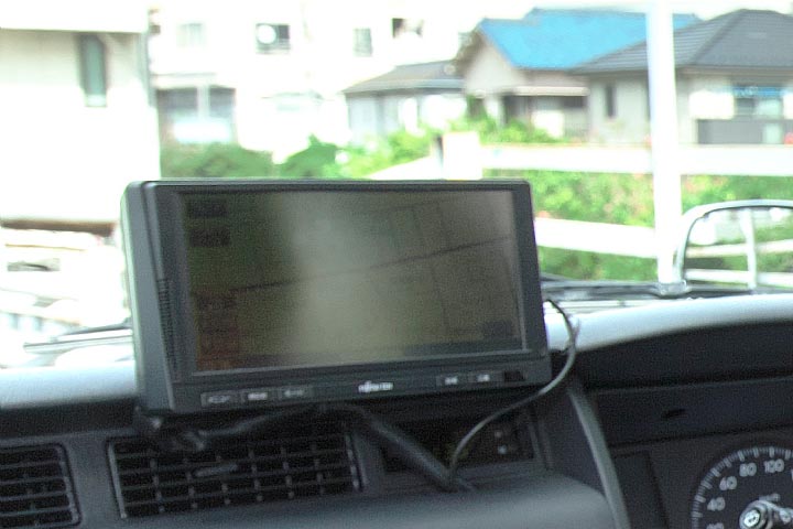 カーナビを全車に搭載