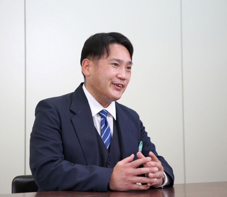 「ありがとう」の声を直接聞きたくてトラックドライバーから転職